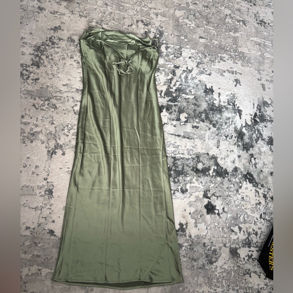 OLD NAVY GREEN The Occasion by Old Navy Satin Cowl Maxi Dress - Picture 4 of 8
